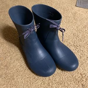 CROCS Rain Boots 8M PRICE IS FIRM